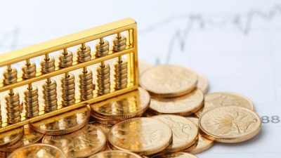 keeping-money-in-your-own-hands-biggest-risk